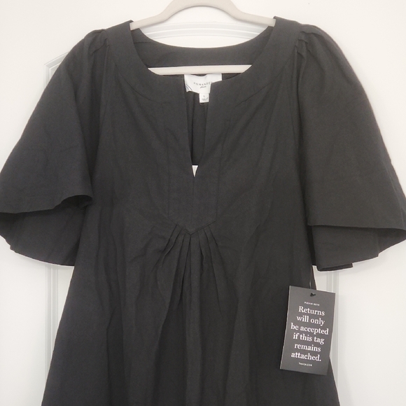 Classic Black Pomander Place flutter sleeve dress in New perfect condition! - Picture 2 of 8